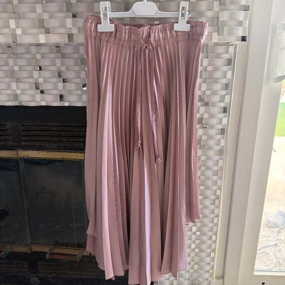 Club Monaco skirt - Picture 1 of 4